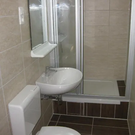 Konukevi Parti Zamárdi